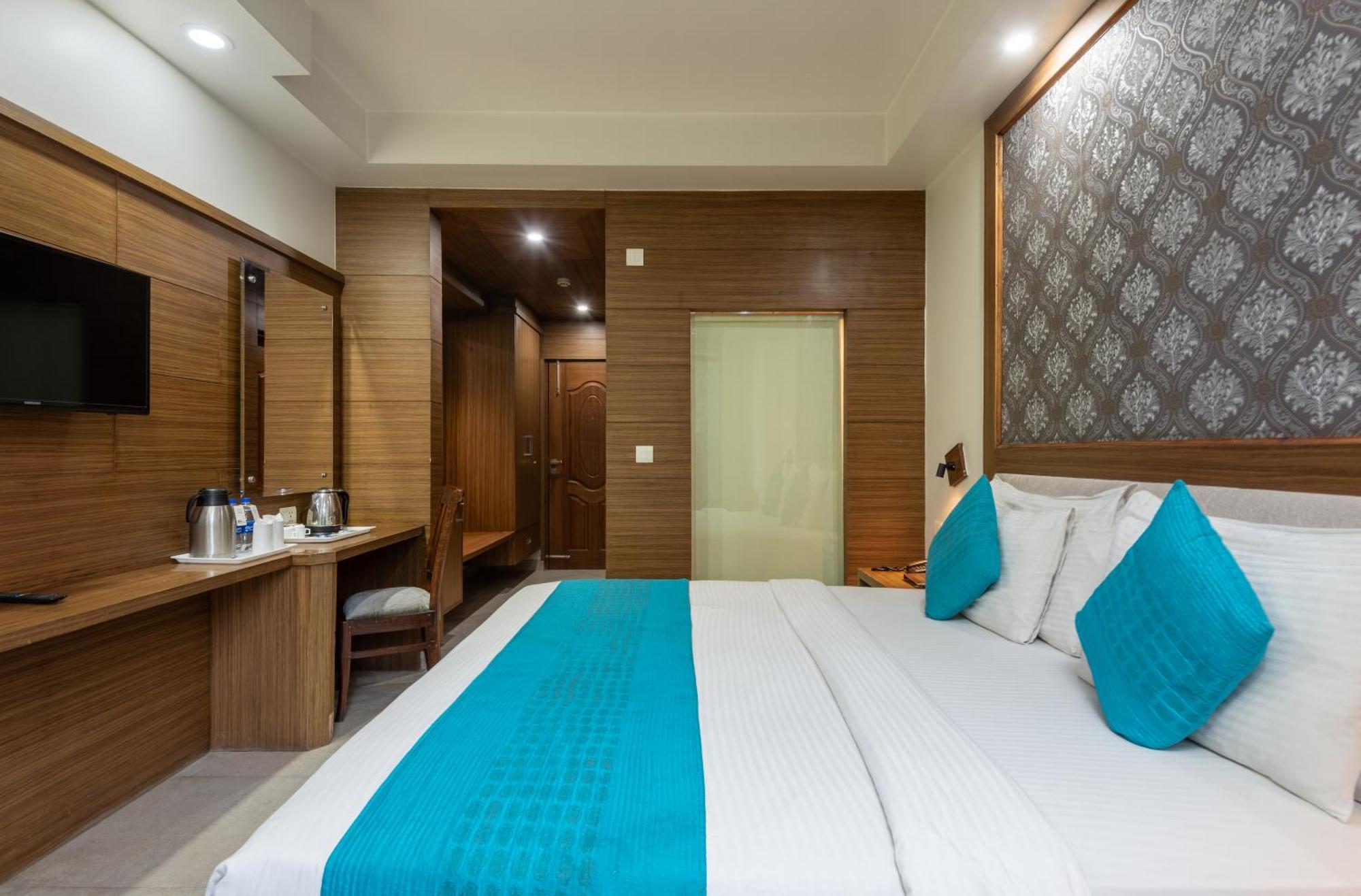 Rock Castle By Dls Hotels Shimla Esterno foto